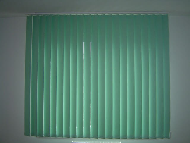 Vertikálne žalúzie v zelenej farbe